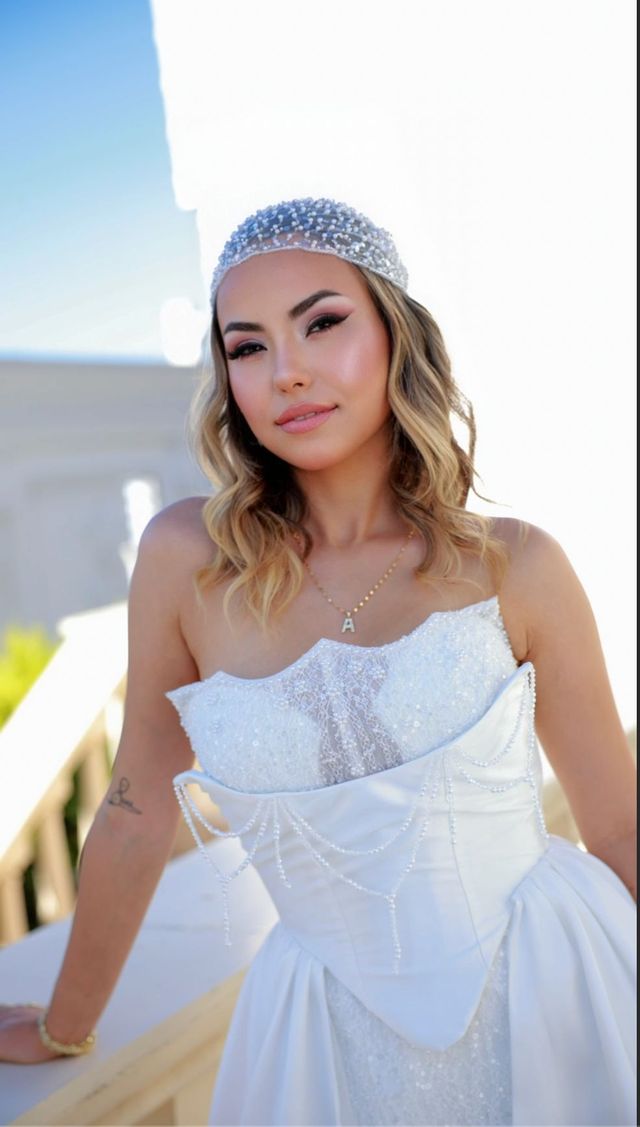 Açık gelin portresi, terasta doğal ışık